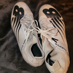 New balance track spikes